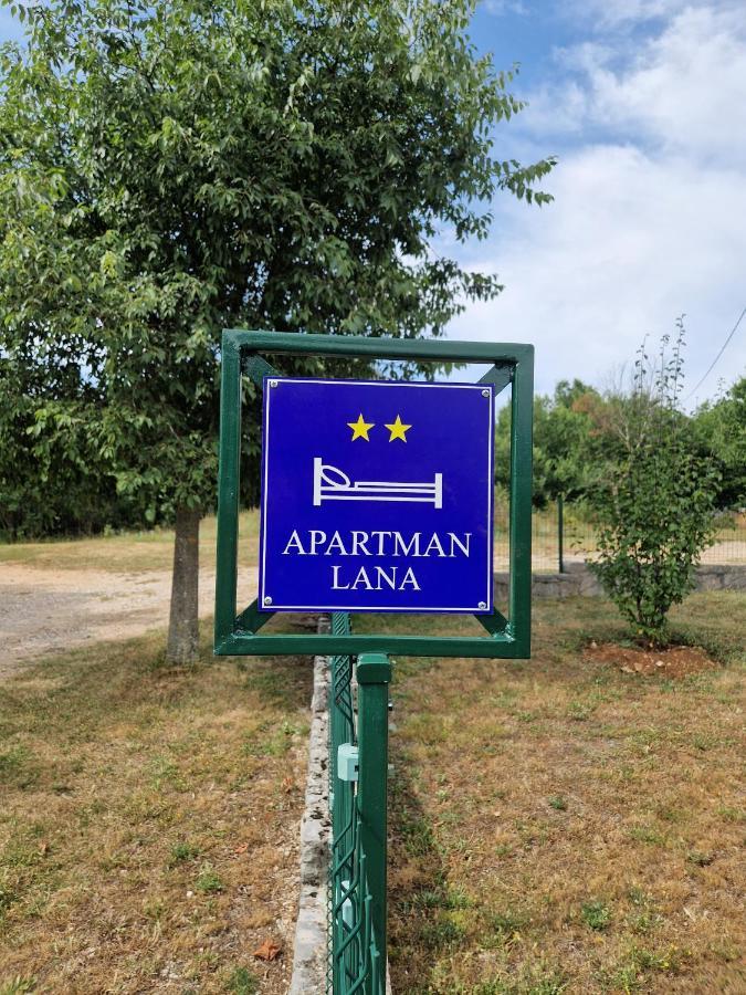 Apartman Lana Kijevo Екстер'єр фото